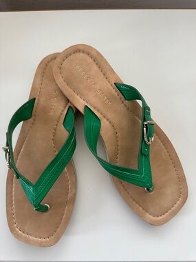 Kelly & Katie Emerald Green Sandals Size 9.5 M